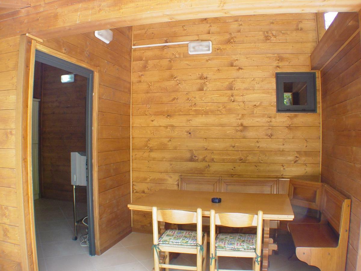 Camping Luni 马里纳迪马萨 外观 照片